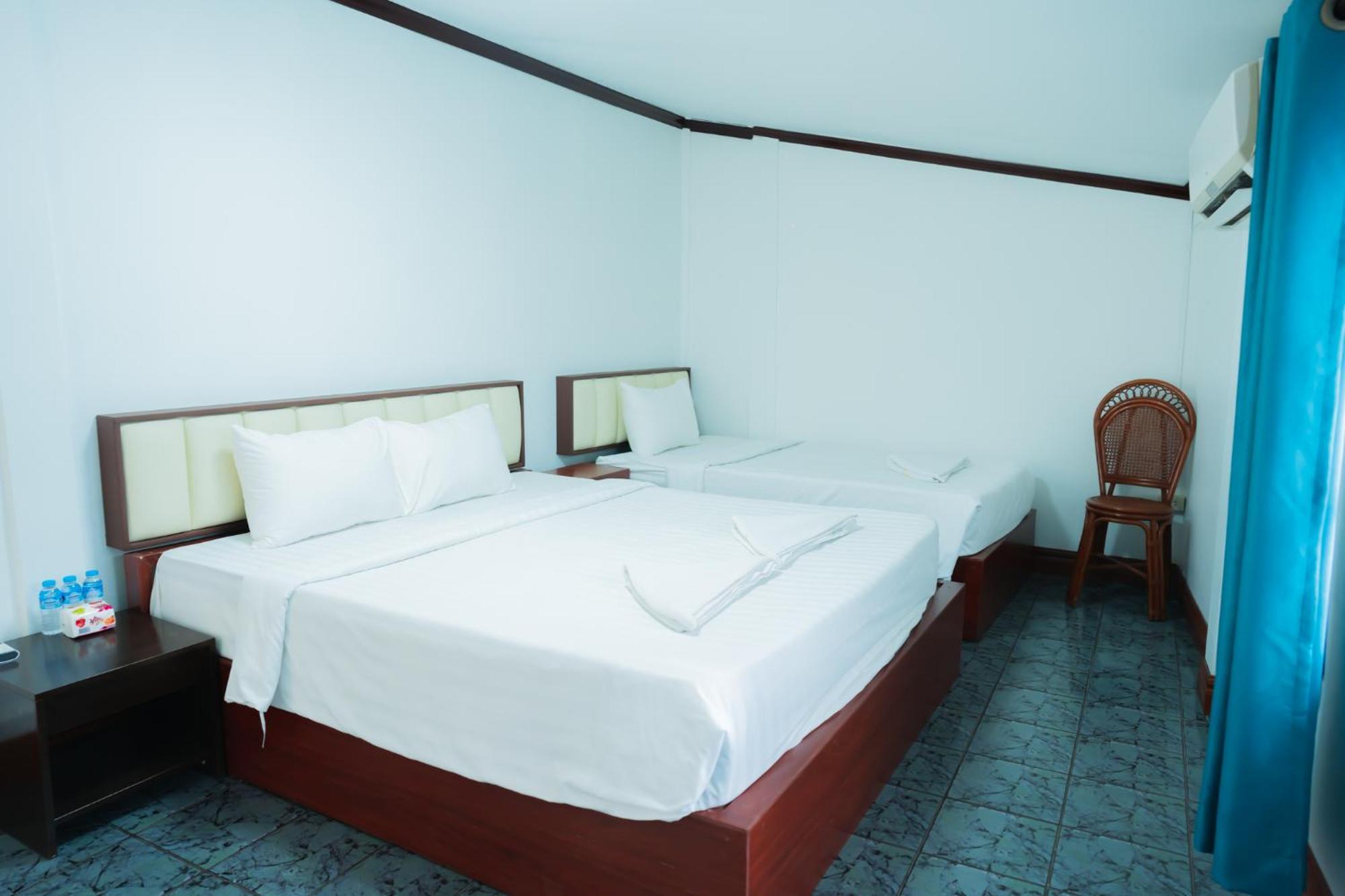 Vientiane Ruby Riverside Hotel Exterior photo