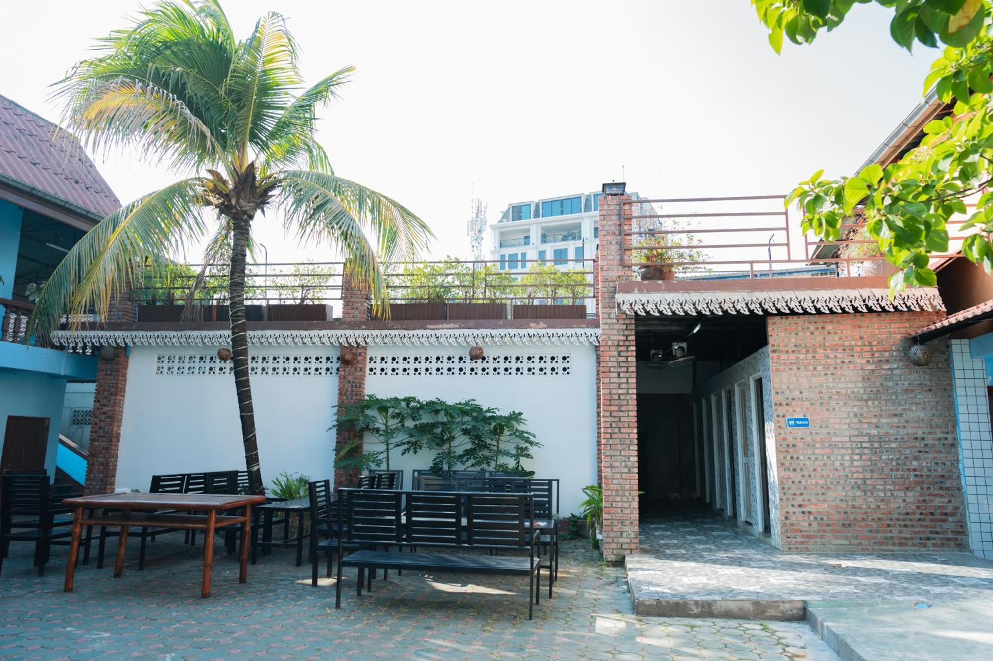 Vientiane Ruby Riverside Hotel Exterior photo